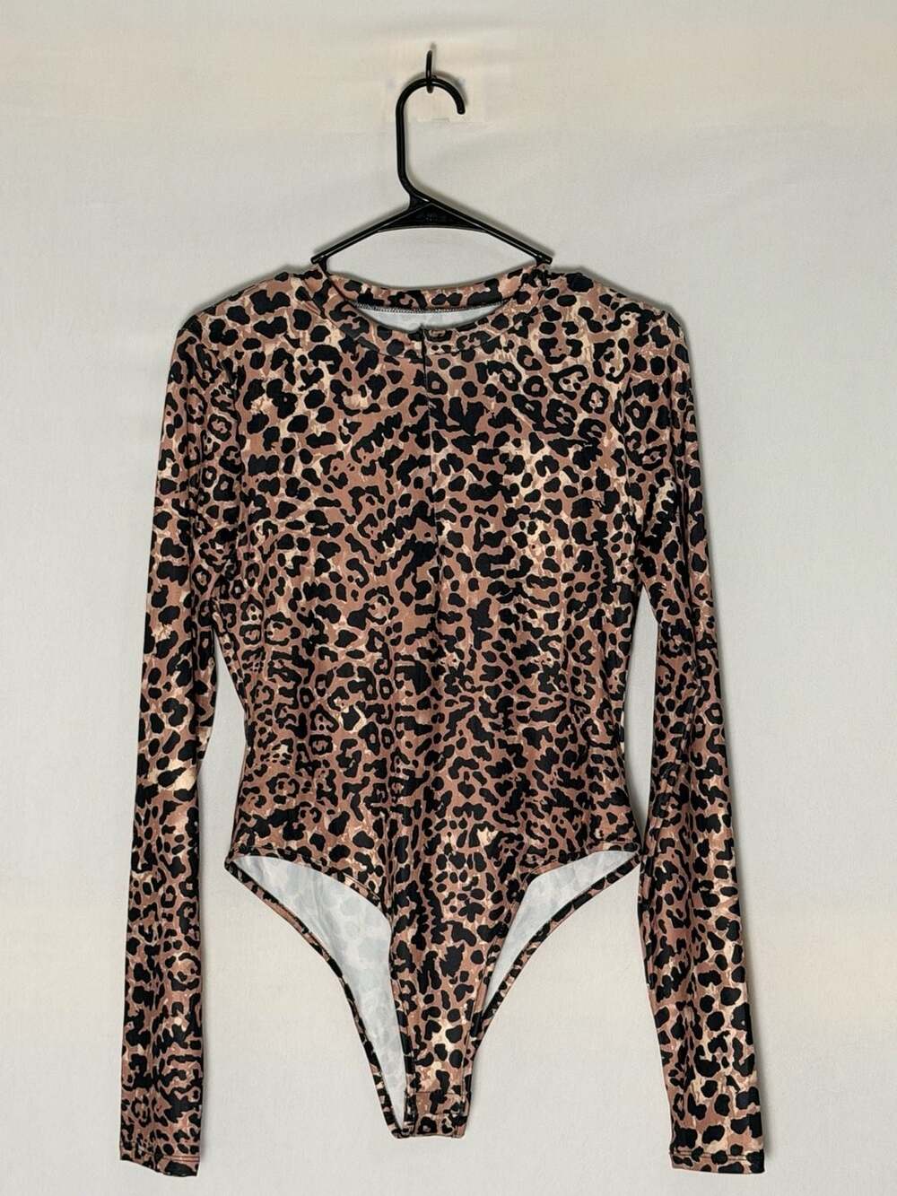Leopard Print Long Sleeve Bodysuit Size M